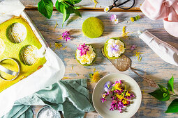 Nettle cakes with curd cream