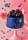 Blue bubble cake with gelatine balls