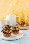 Peanut butter muffins with almond chocolate streusel
