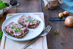 WHolegrain toast with homemade ham salad