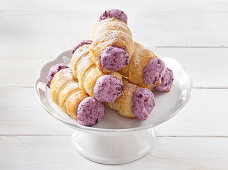 Creamy rolls with blueberry cream