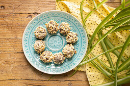 Chocolate Truffles with Hazelnuts