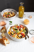 Italienischer Panzanella-Salat