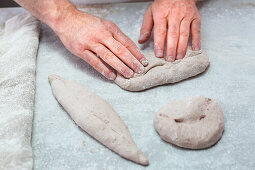 Grünkern-Baguettes formen