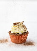 Chai cupcakes with buttercream and cinnamon