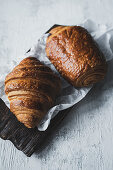 Croissant und Pain au Chocolat