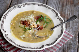 Chickpea soup with rosemary, chilli and bacon