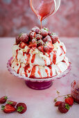 Baisertorte mit Erdbeeren