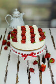 Strawberry cheese cream cake