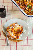 Vegetarische Lasagne mit Butternusskürbis, Tomaten und Parmesankäse