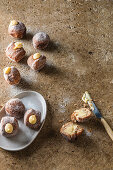 Sorghum-Donuts mit Amasi-Cremefüllung