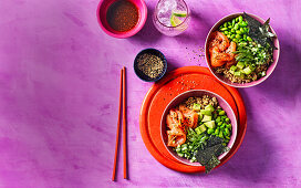 Sushi bowl with salmon and avocado