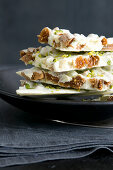 White chocolate with figs and pistachios