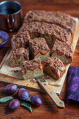 Wholemeal cake with plums