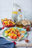 Gegrillte Tofu-Paprika-Spieße mit Ananas