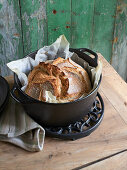 No-knead bread from the dutch oven