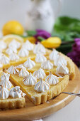 Lemon tart with meringue dots