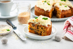 Carrot cake with cream cheese icing