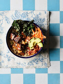 Buddha Bowl with glazed tofu and kale