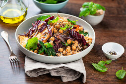 Spicy beetroot and chickpea salad with fried halloumi