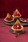 Beetroot cream with tortilla chips in shortcrust pastry bowls