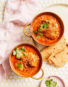 Butter chicken with roti