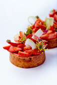 Strawberry-fennel tartlet