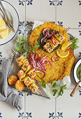 Salmon skewers with gluten-free cauliflower tortillas