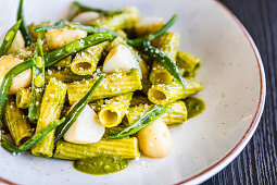 Trofie al Pesto alla Genovese (Pasta mit Pesto, Kartoffeln und grünen Bohnen, Genua, Italien)