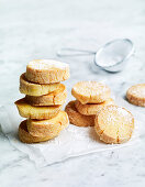 Simple vanilla butter cookies