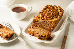 Banana-oat bread with walnuts