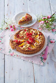 Summer crumble cake with hazelnuts and fruit