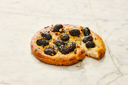 Focaccia with olives and garlic