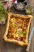 Onion tart with bacon