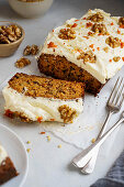 Carrot cake with walnuts and cream cheese frosting