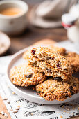 Oat cookies with cranberries