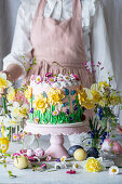 Daffodil buttercream cake for Easter