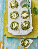 Quinoa muffins with spinach and ricotta
