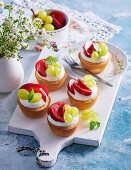 Sweet potato tartlets with fresh fruit