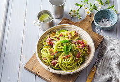 Spaghetti with zucchini and pancetta