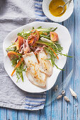 Doppelt gegarter Tintenfisch mit Sommergemüse-Salat