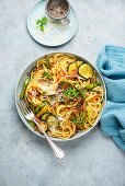 Pasta with green asparagus, bacon and courgette