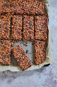 Gluten-free muesli bars made from rolled oats, nuts and grains