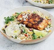 Mexican corn and rice salad with fried salmon