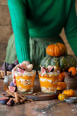 Layered pumpkin dessert with figs and biscuits