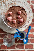 Marzipan pig 'in the mud'