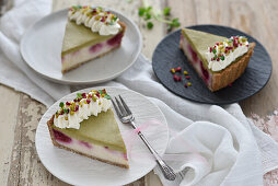 Vegan semolina tart with quark substitute, raspberries and pistachio cream