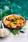 Oven curry with chicken and vegetables