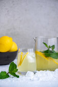 Hausgemachte Zitronenlimonade