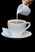 Tasse Kaffee mit Milch